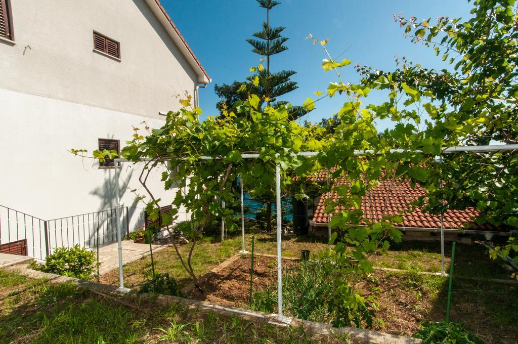 Apartments & Rooms Bianca Mali Lošinj Buitenkant foto